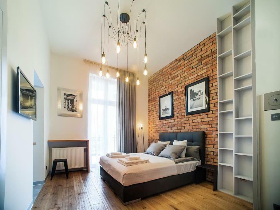Swiety 7 Познань Экстерьер фото